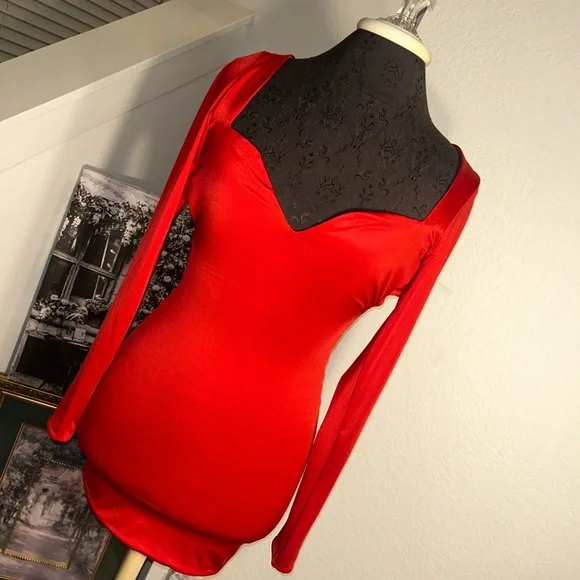 Oh Polly Vibrant Red Long Sleeve Sexy Dress - Picture 5 of 7